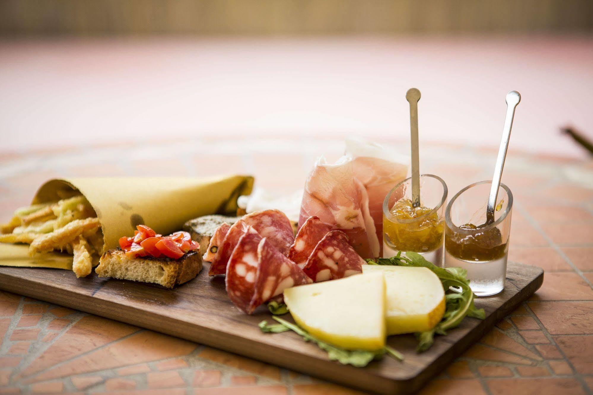 L'Antica Sosta Hotel Castelfiorentino Eksteriør billede