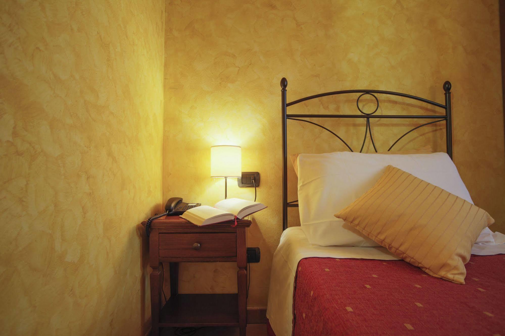 L'Antica Sosta Hotel Castelfiorentino Eksteriør billede